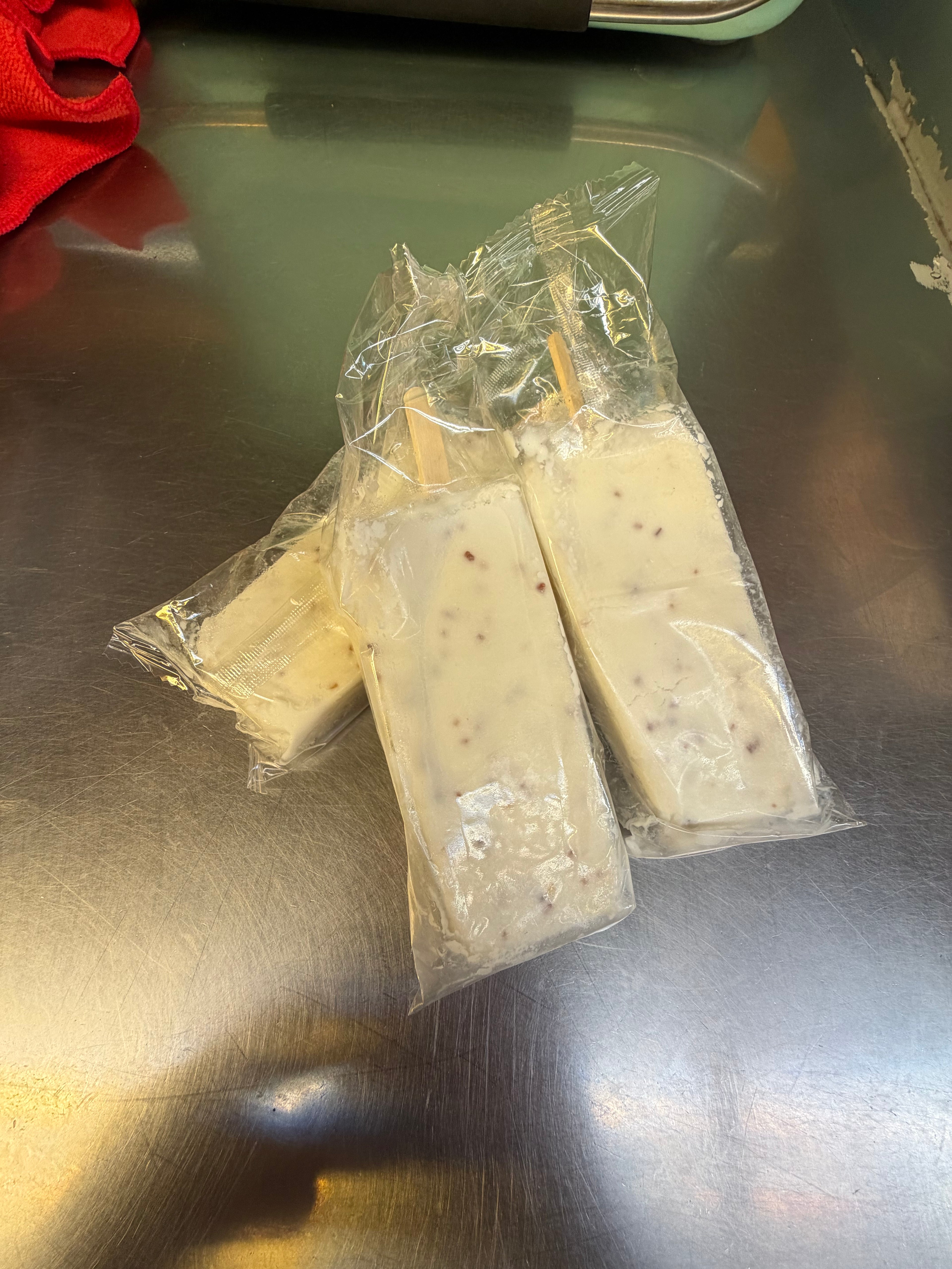 Iced pops (cream based)